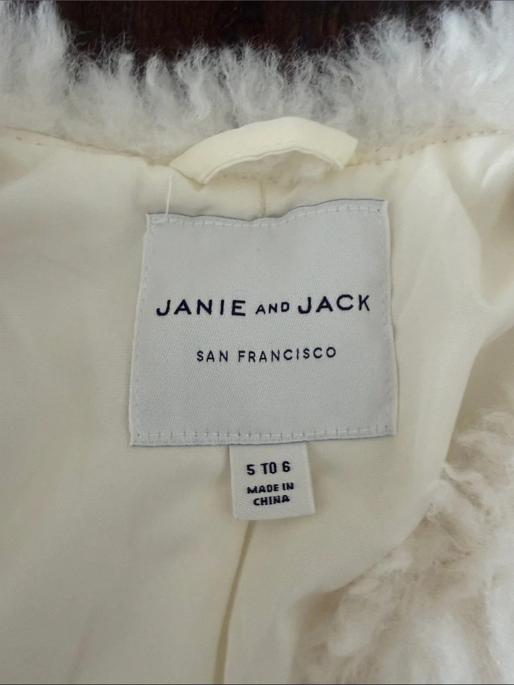 Janie and Jack Cream Faux Fur Shearling Kids Coat! Worn one time! Size 5-6